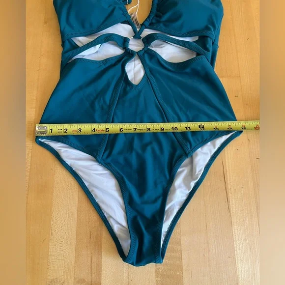 NWT* ๐๏ธCupshe Teal Green O-Ring Cutout One Piece Swimsuit NEW Size Medium ๐ - Picture 11 of 13